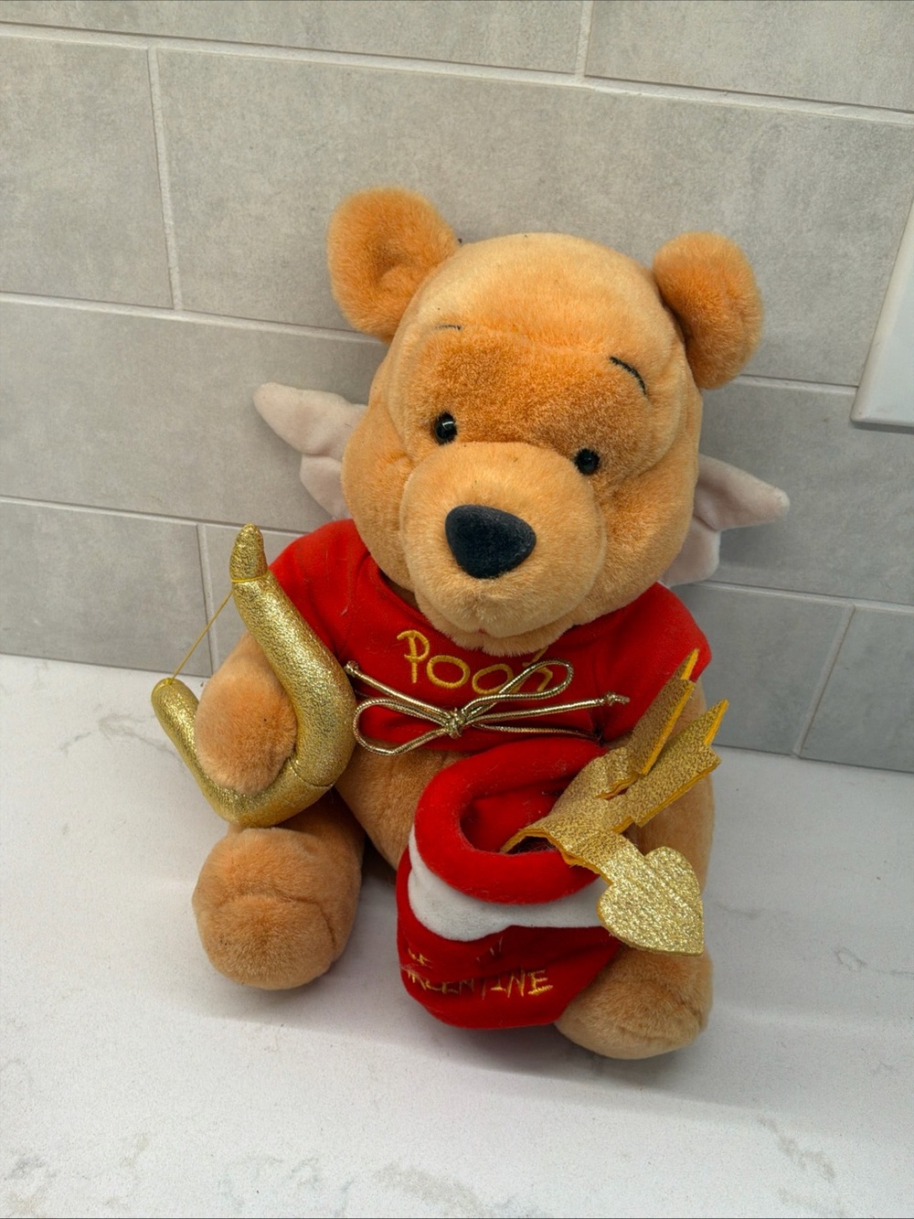 Disney Winnie the Pooh Plush Valentine Harp Honey Arrows 10”